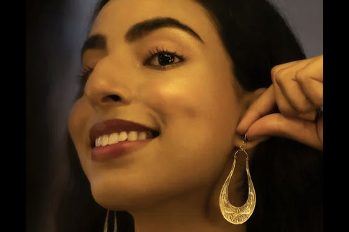  beautiful gold earring